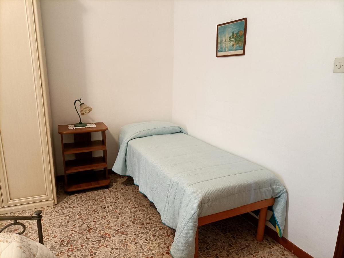 Antica Casa Ceccardi Apartment Livorno Exterior photo